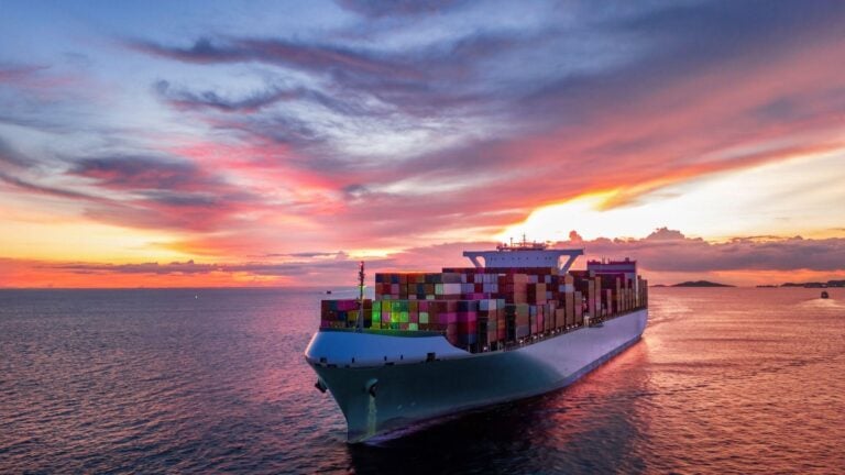 How Freight Forwarders Can Reduce Liability for Cargo Damage Under Saudi Maritime Law